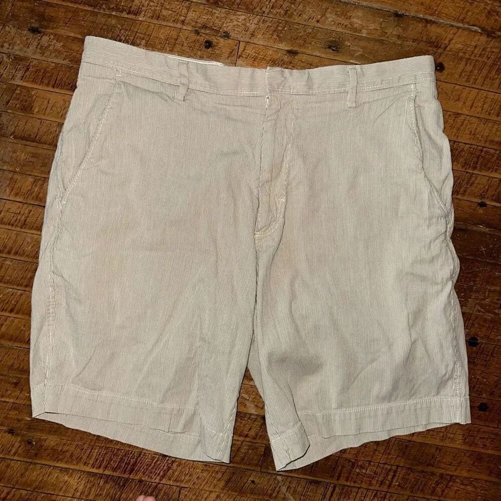 Banana Republic flat front pin stripe 36 business casual shorts